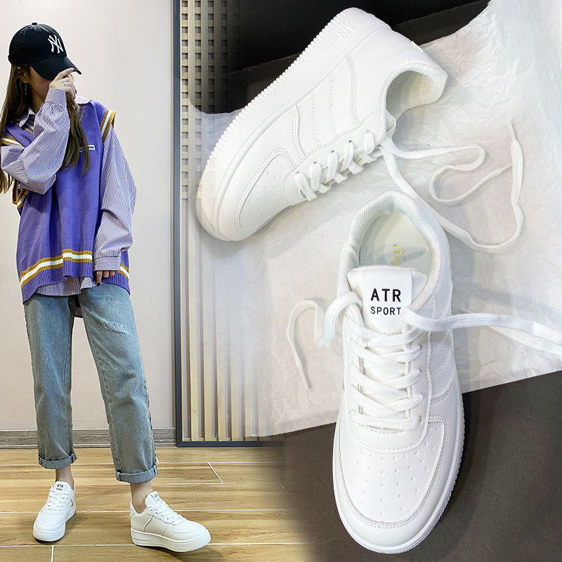 Dame Sporty Sneakers i minimalistisk design med åndbar overfladestruktur og skridsikker sål Stilla