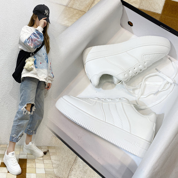 Dame Sporty Sneakers i minimalistisk design med åndbar overfladestruktur og skridsikker sål Stilla