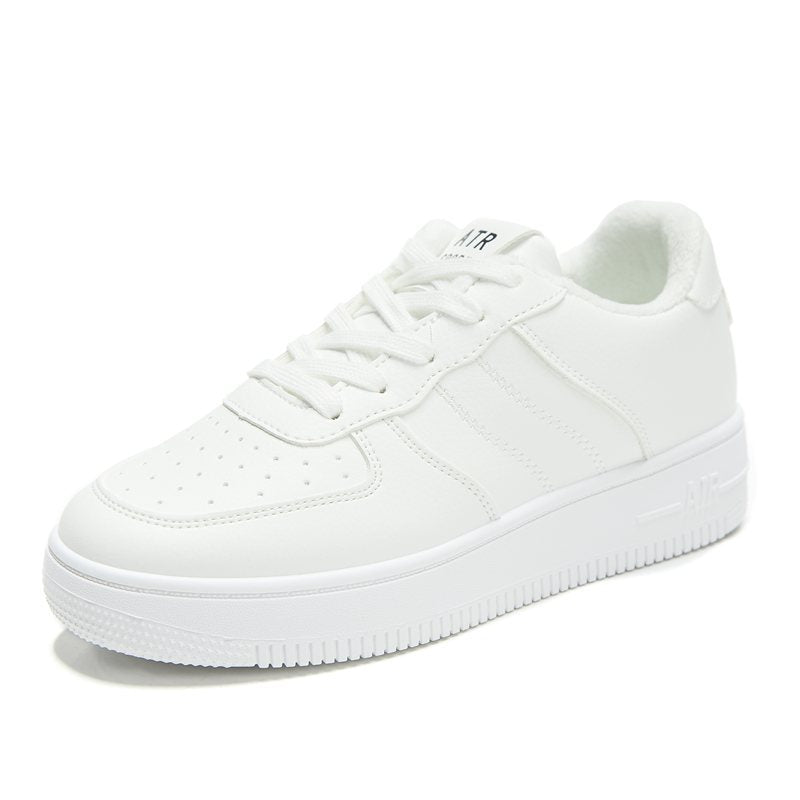 Dame komfortable sneakers i sporty-elegant design med slidstærkt overmateriale og blød støddæmpning Stilla