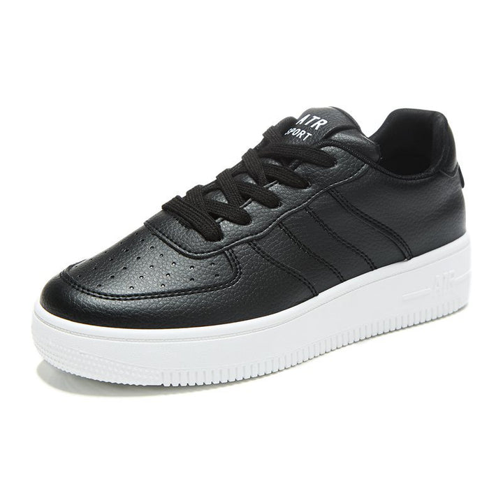 Dame Sporty Sneakers i minimalistisk design med åndbar overfladestruktur og skridsikker sål Stilla