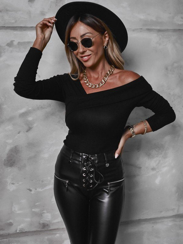 Dame Off-Shoulder Sweater i trendy snit Stilla
