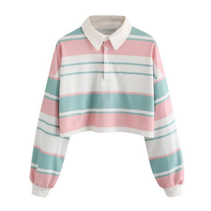 Kvinders polo shirt i et afslappet crop design med et stilfuldt farveblok mønster Skovae