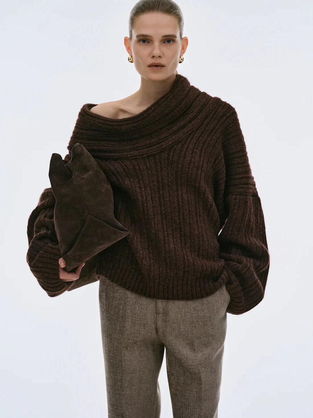 Stilla | Oversize-strikpullover med stigende V-udskæring