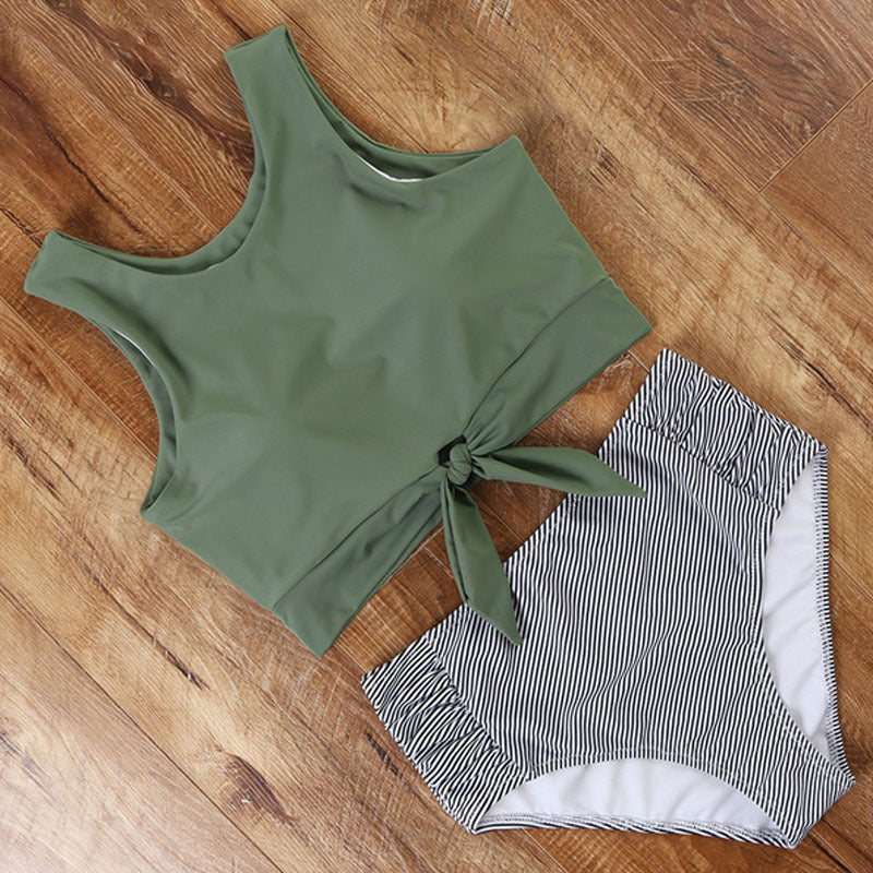 Dame Sporty bikini-sæt med moderigtigt crop-top og højtaljet trusse Skovae