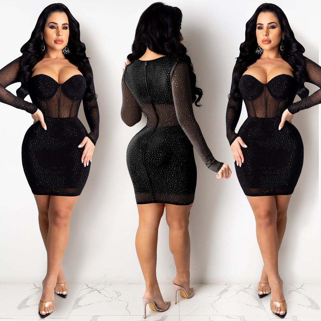 Dame Sexy Minikjole med gennemsigtigt mesh-override og funklende rhinestone-detaljer Stilla