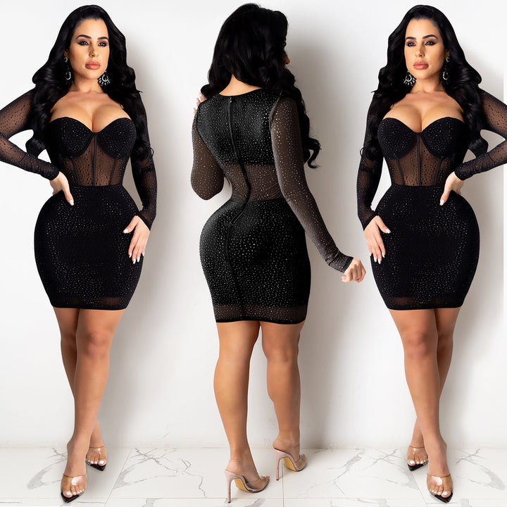Dame Sexy Minikjole med gennemsigtigt mesh-override og funklende rhinestone-detaljer Stilla
