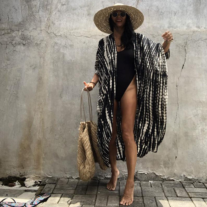 Dame Strandkimono med moderne batikdesign og afslappet snit Stilla