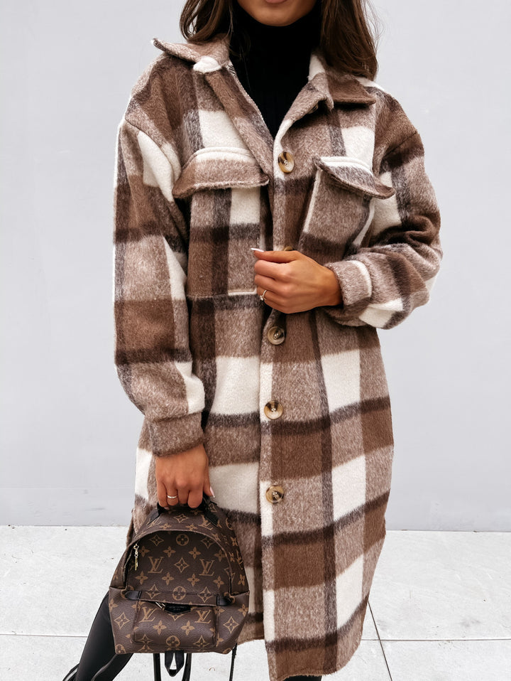 Dame oversize ternet jakke i blødt flannel med knapliste Stilla