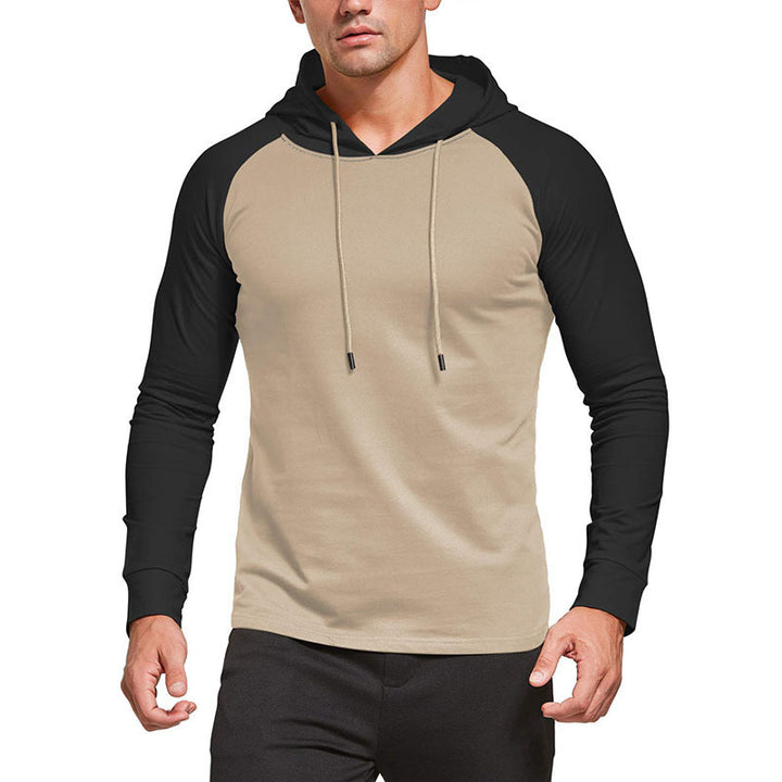 Herre hoodie med kontrastfarvede ærmer og afslappet snit Stilla