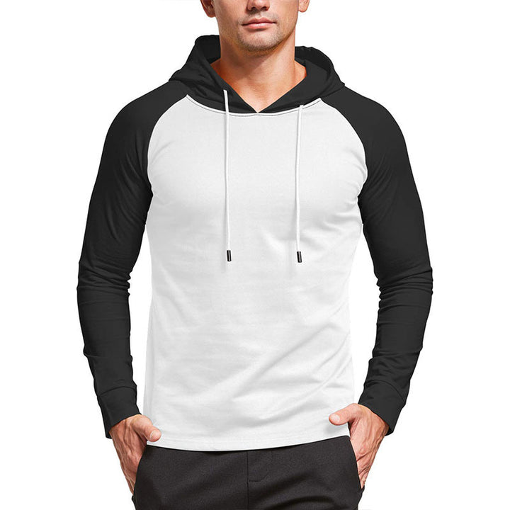 Herre hoodie med kontrastfarvede ærmer og afslappet snit Stilla