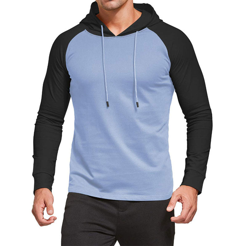 Herre hoodie med kontrastfarvede ærmer og afslappet snit Stilla