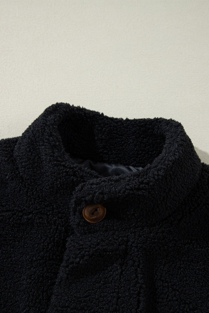 Stilla | Mock Neck Knap Op Vest Frakke