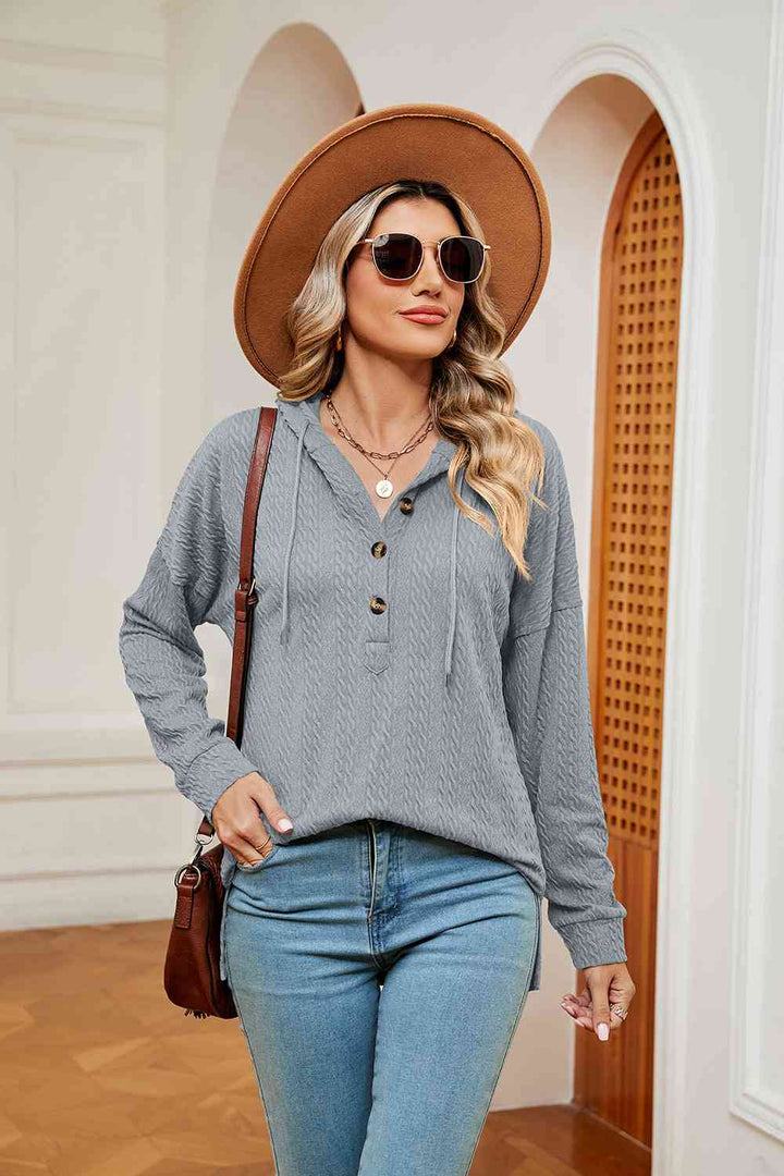 Stilla | Knap Droppet Skulder Hoodie