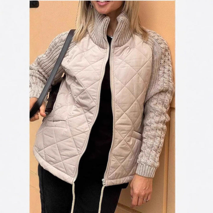 Stilla | Cozy Polstret Jakke med Strikkede Ærmer til Kvinder