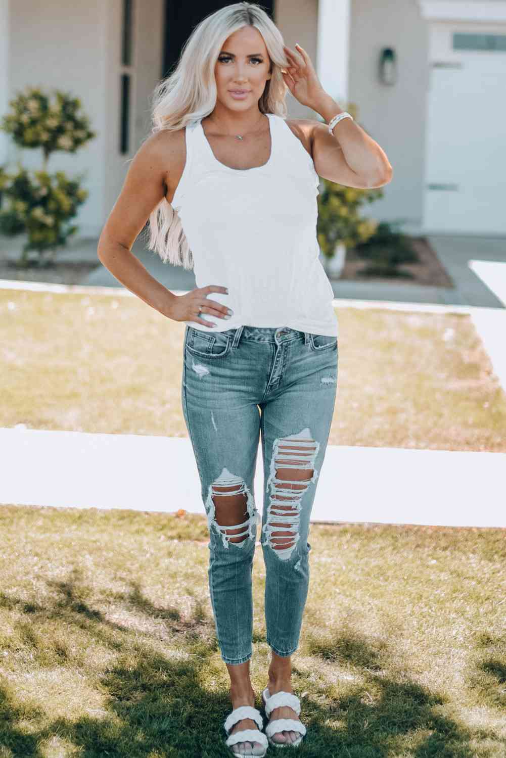 Stilla | Scoop Neck Tank