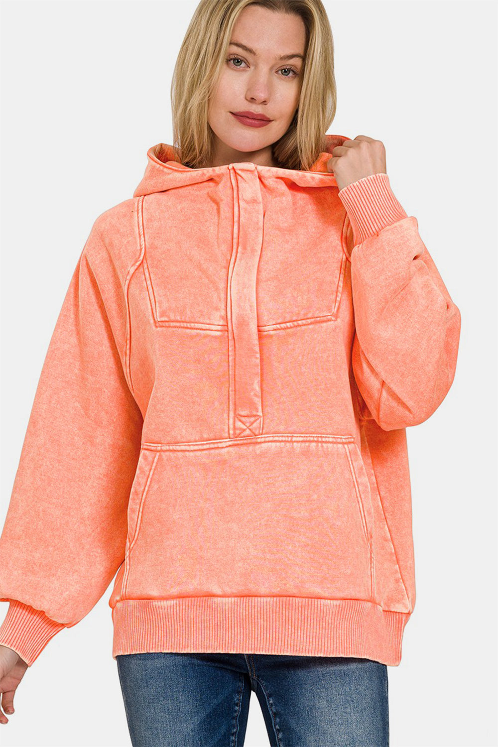 Stilla | Hættebluse Med Kængurulomme Af Acid Vasket Fleece