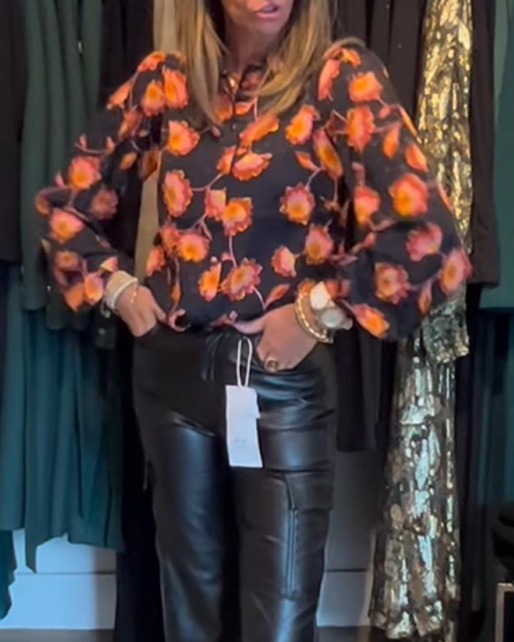 Stilla | Top med blomstermønster