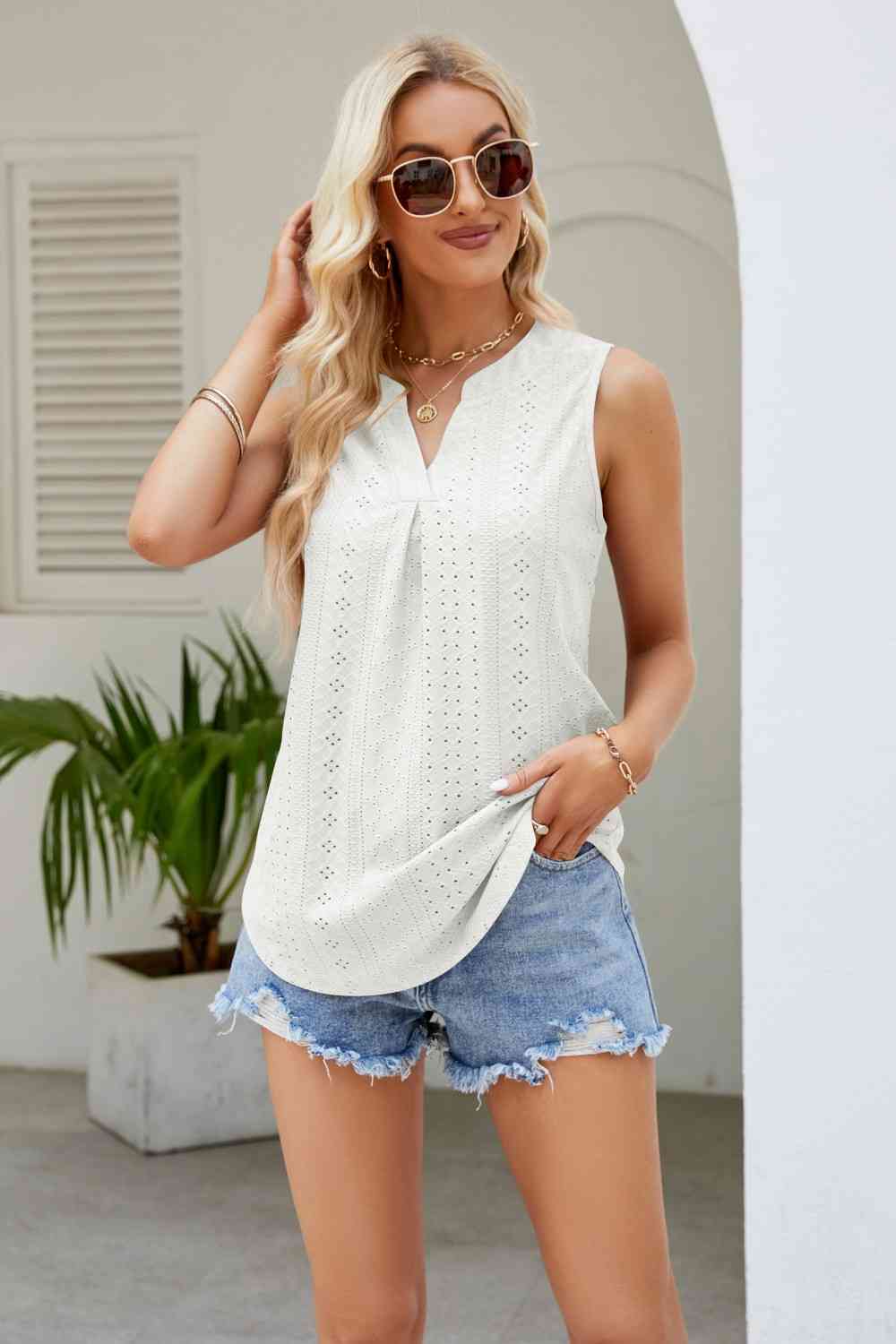 Stilla | Hals Kurvet Kant Eyelet Tank