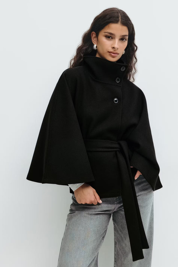 Stilla | Høj Krave Bæltemantel Elegant Minimalistisk Ydertøj