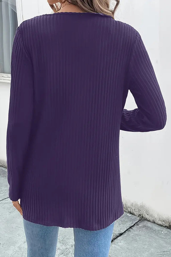 Stilla | Boho Strik Cardigan med Blomsterdetalje og Lange Ærmer