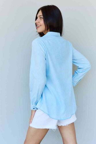 Stilla | Blue Jean Baby Denim Knappe Ned Shirt Top i Lys Blå