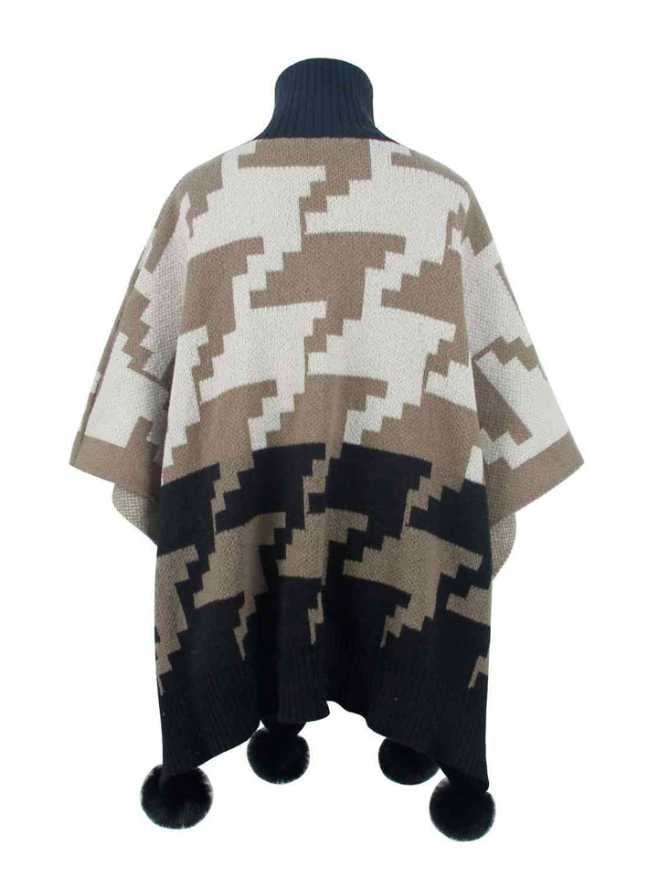 Stilla | Pom-pom Trim Poncho