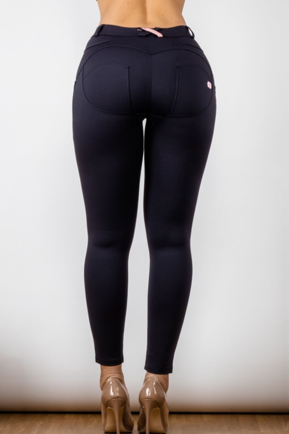 Stilla | Knaplåste Slim Långa Jeans