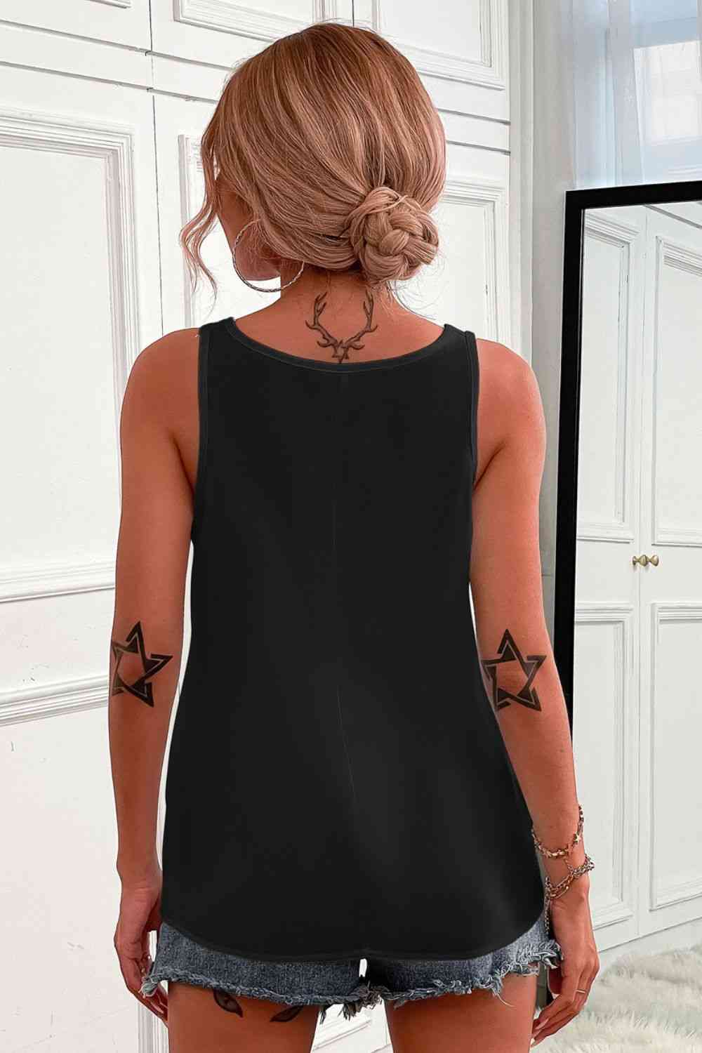 Stilla | Zip Scoop Neck Tank