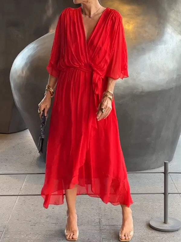 Stilla | Elegant chiffon-dress med V-hals
