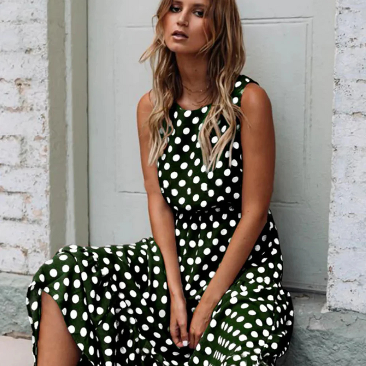 Skovae | Sorte polka dot midikjole til et retro chic look