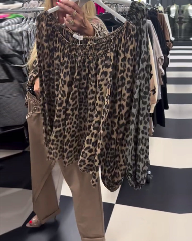 Stilla | Én skulder bluse med leopardmønster