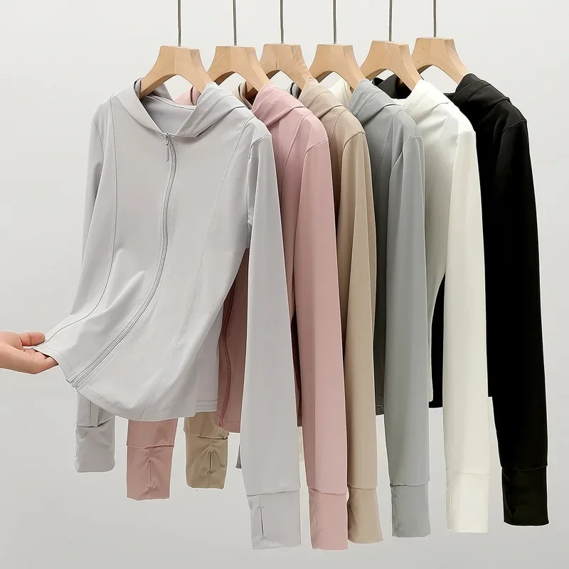 Stilla | Let zip-hoodie til beskyttelse mod solen