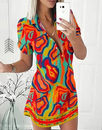 Stilla | Elegante Mini Kjole Med Print