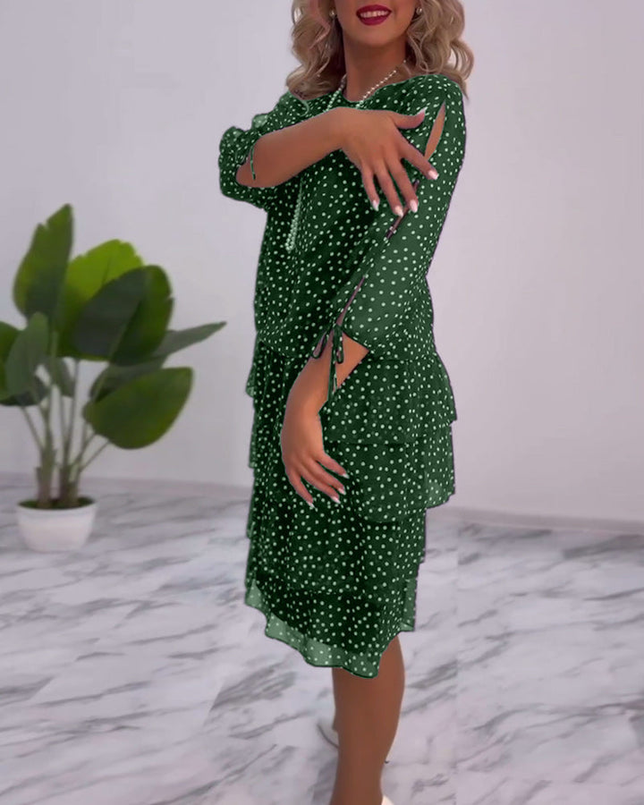 Stilla | Elegant Polkaprikket Kjole