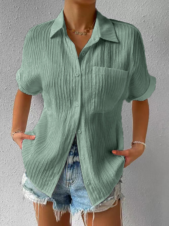 Stilla | Løstsiddende, Afslappet Bluse med Button-Down Skjortekrave