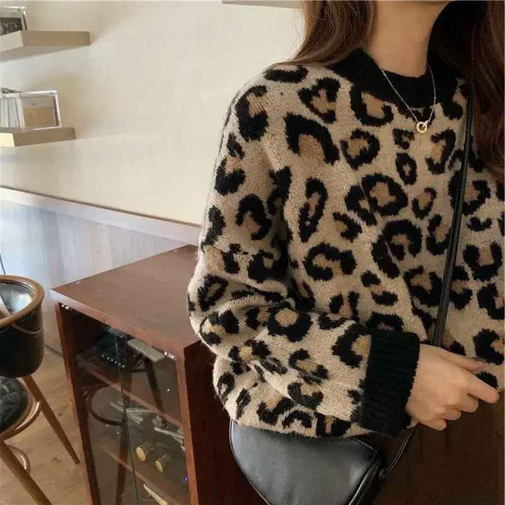 Stilla | Stilet sweater med leopardmønster