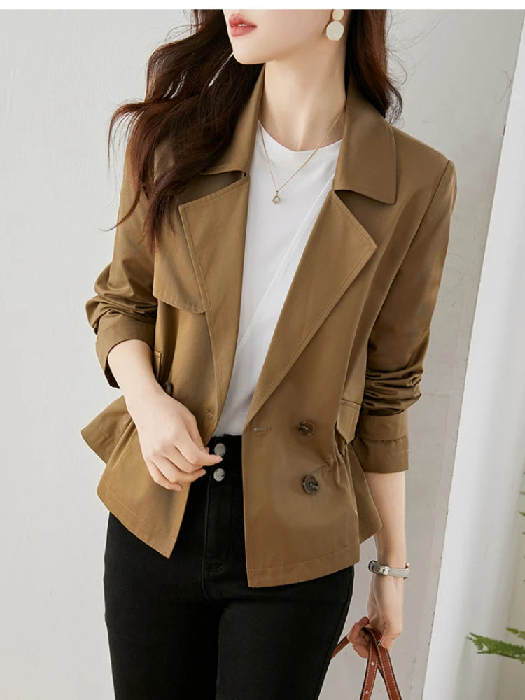 Stilla | Moderigtig dame-trenchcoat