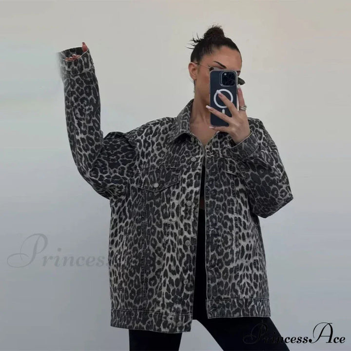 Stilla | Slim Fit Denimjakke med Leopard Broderi