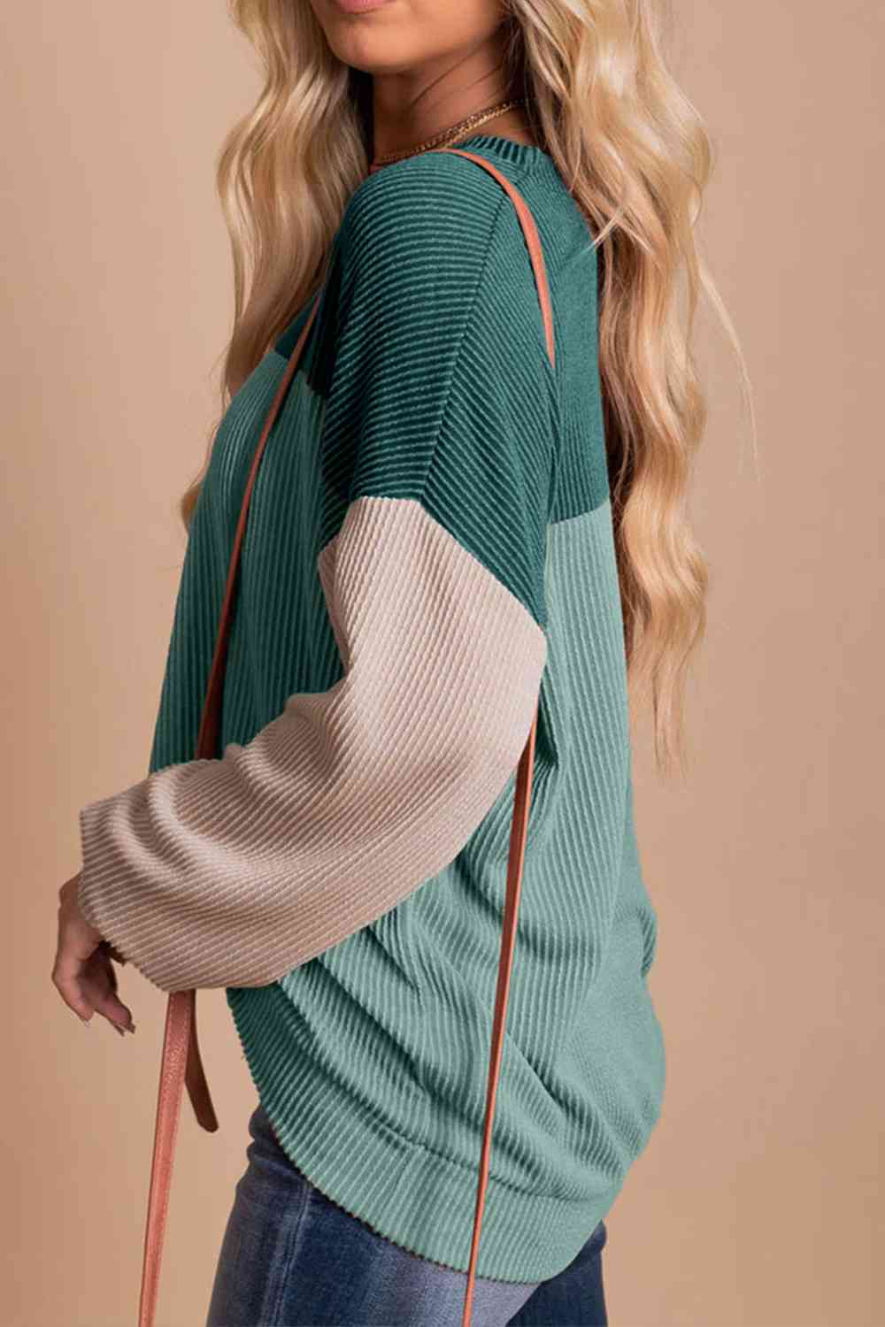 Stilla | Block Droppet Skulder T-shirt