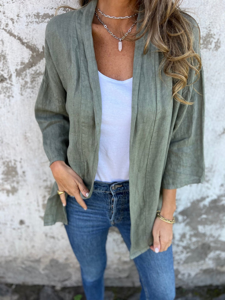 Stilla | Linned cardigan med volanger og 3/4-ærmer
