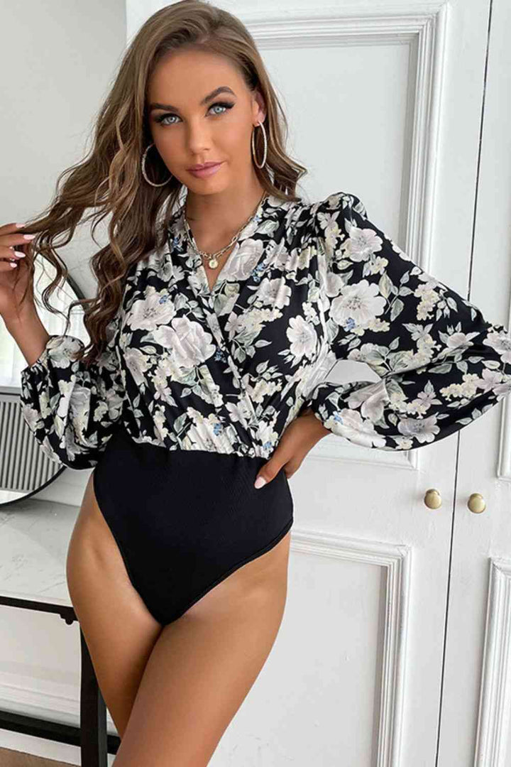 Stilla | Surplice Hals Puff Sleeve Bodysuit