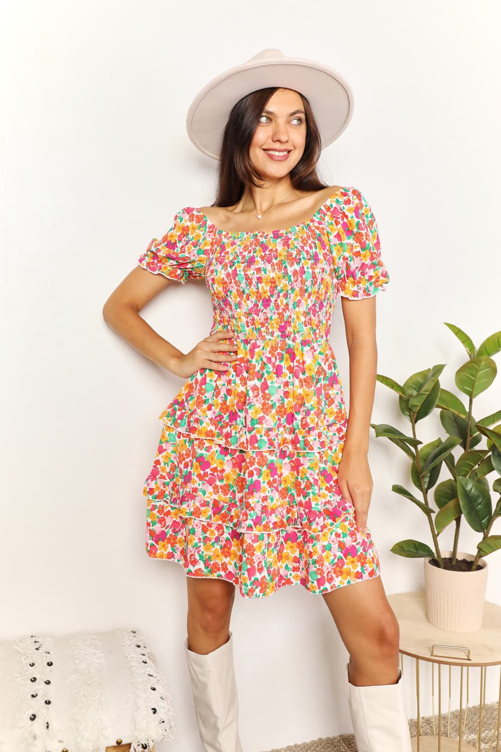 Stilla | Sweetheart Hals Flounce Ærme Mini Kjole