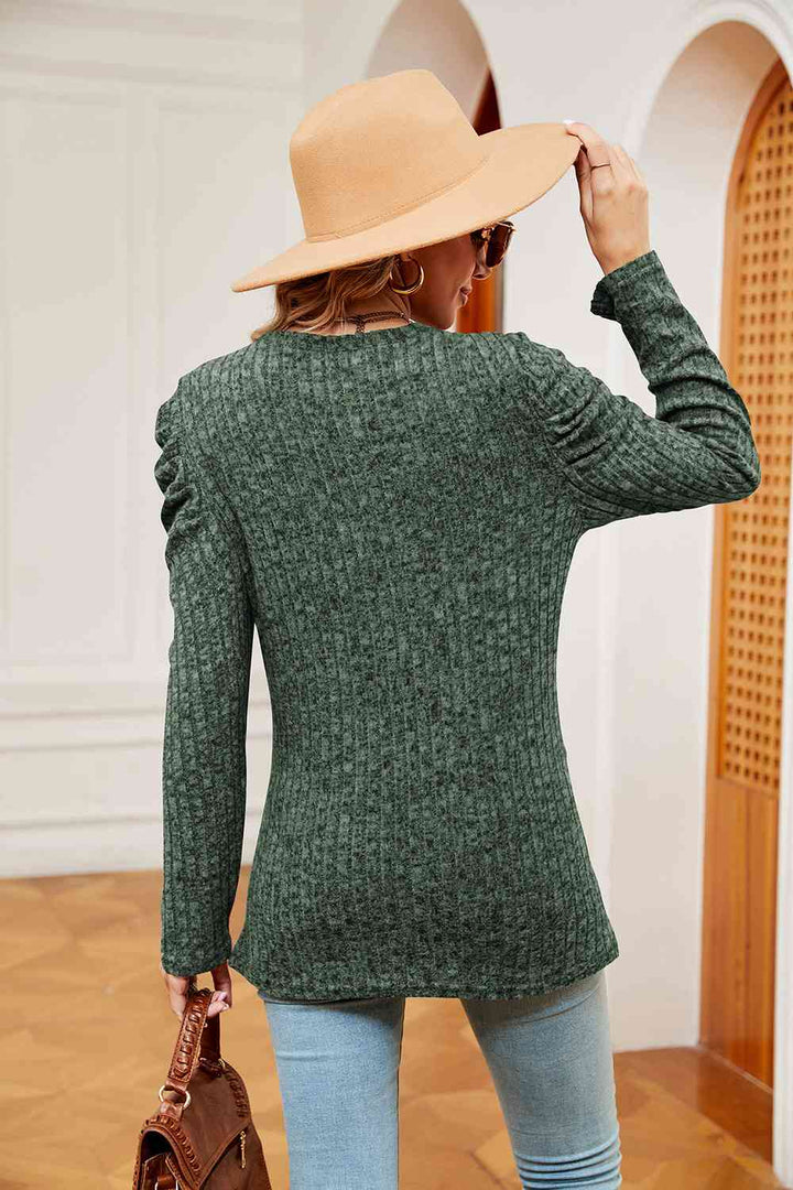 Stilla | Ærme Ribbet Twisted Top