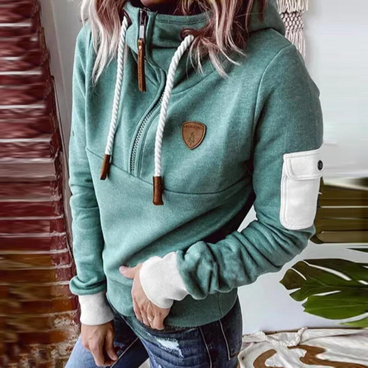 Stilla | Langeærmet Hættepullover i Grøn Med Snørebånd