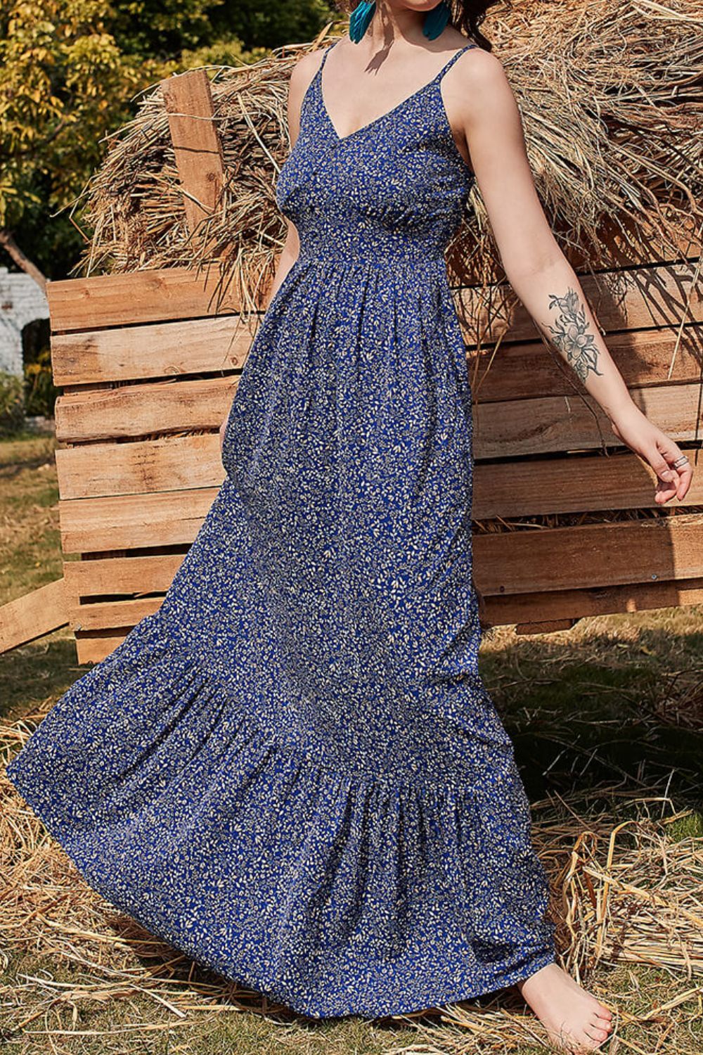 Stilla | Floral Spaghetti Strop Maxi Kjole