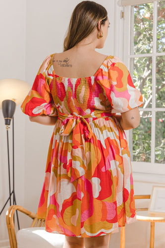 Stilla | Full Size Printed Tied Back Korte Ærmer Mini Kjole
