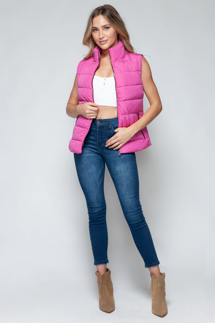 Stilla | Snob Vest med Praktisk Lynlås og Rullekrave-Design