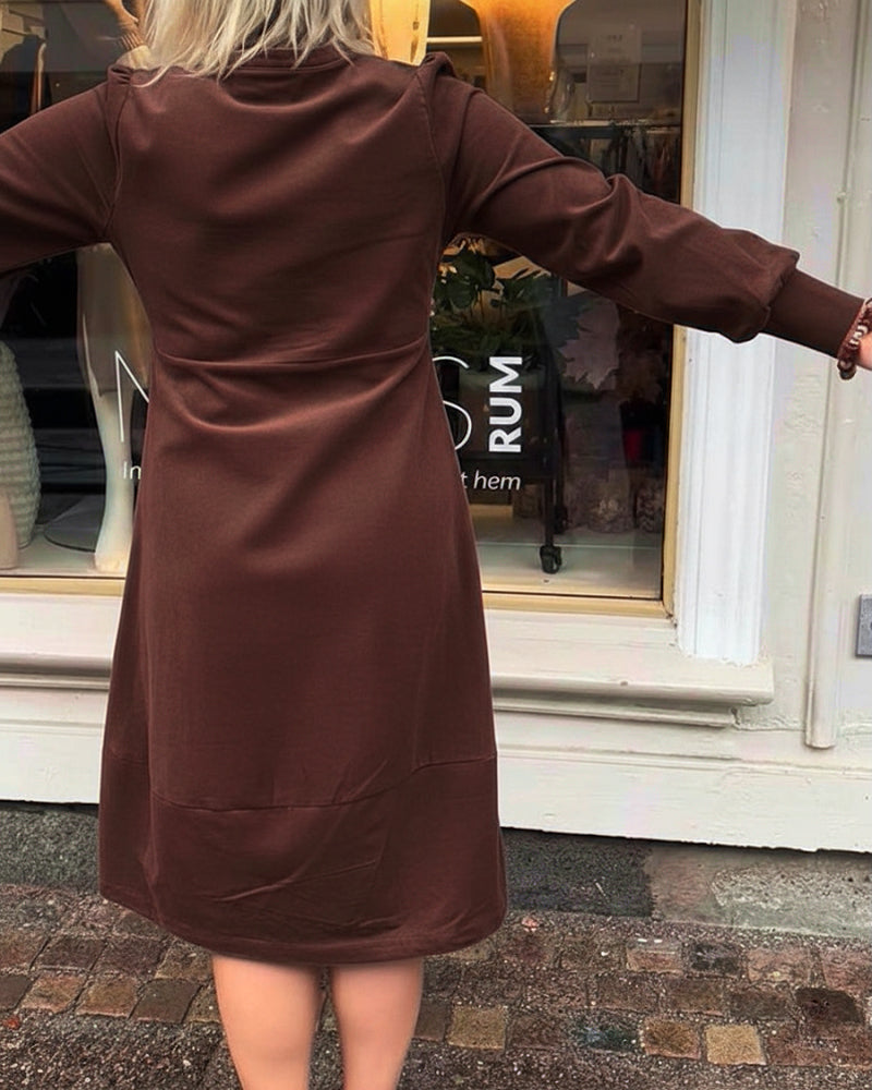 Stilla | Retro kjole med lange ærmer