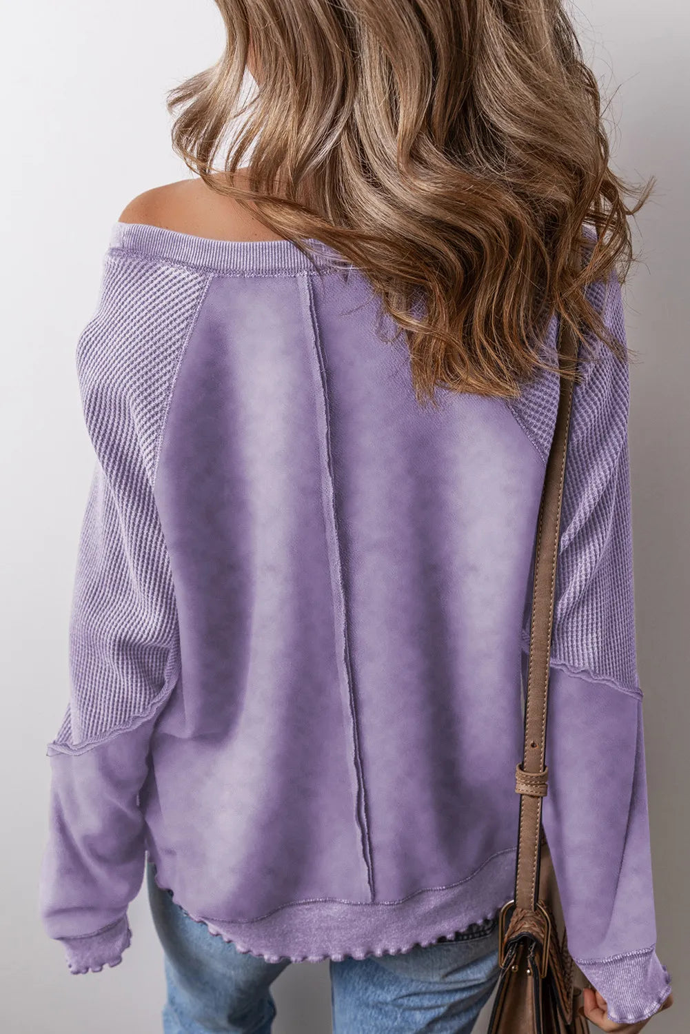Stilla | Sweatshirt med lange ærmer og synlige sømme
