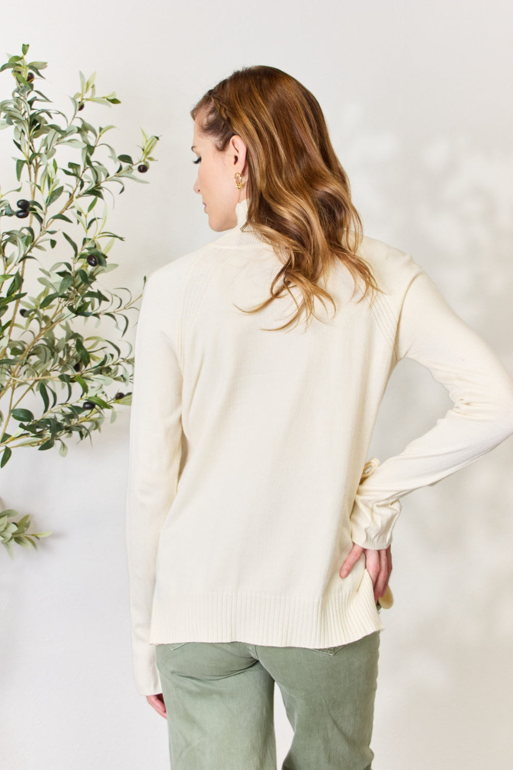 Stilla | Full Size Ribbet Sløjfe Detalje Langærmet Turtleneck Strik Top